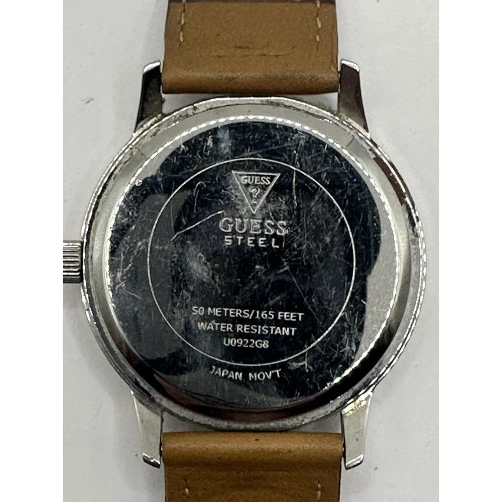 Guess Navy Blue Dial U0922G8 Brown Leather New Battery 39mm 8